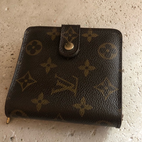 Louis Vuitton Handbags - FINAL ⬇️‼️AUTHENTIC VINTAGE LOUIS VUITTON WALLET